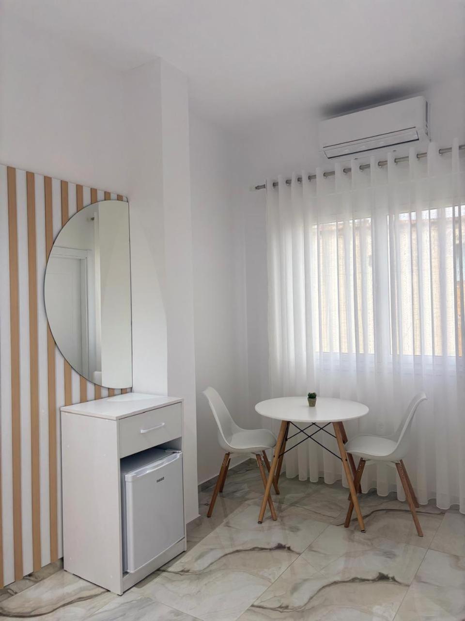 Guest House Adi Hoxha Berat Exterior photo